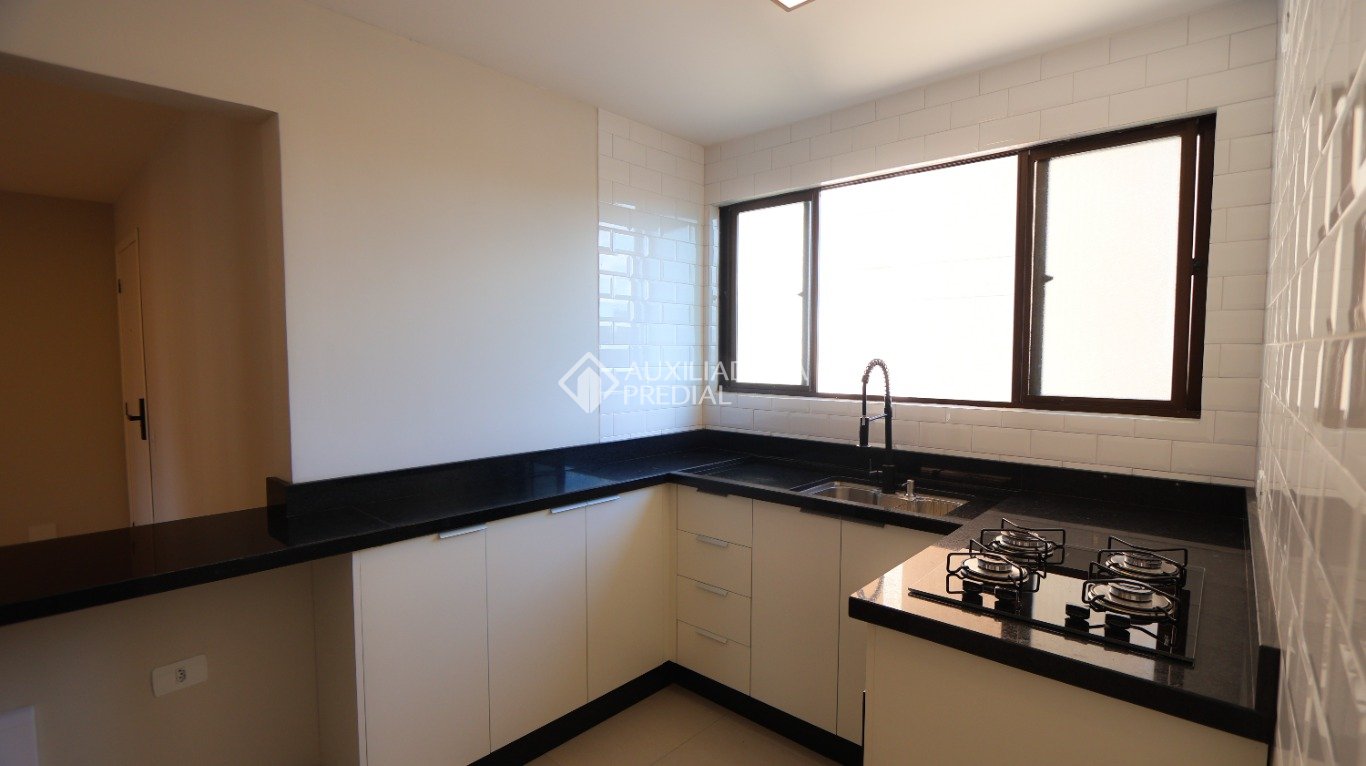 Apartamento com 2 quartos e 72m² à venda em Bacacheri, Curitiba. (3 / 10)