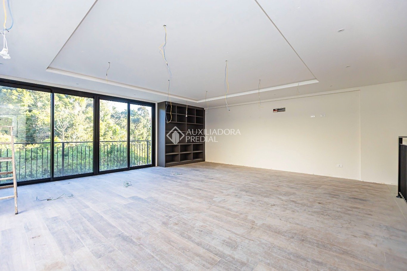 Casa em Condomínio com 3 quartos e 199m² à venda em Pilarzinho, Curitiba. (2 / 10)