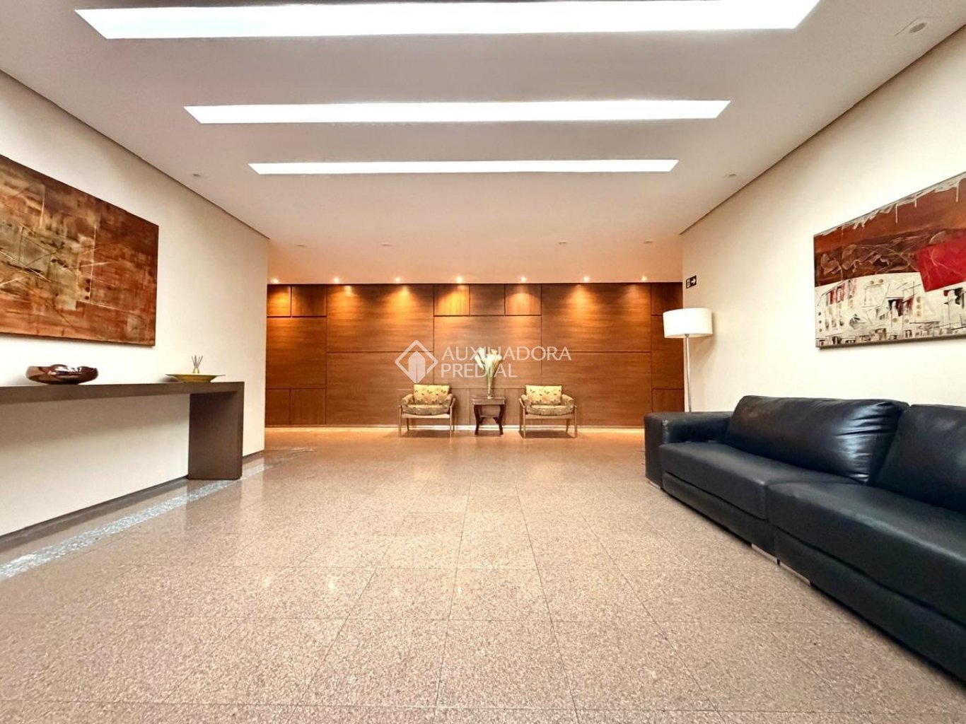 Apartamento com 3 quartos e 101m² à venda em Água Verde, Curitiba. (2 / 10)