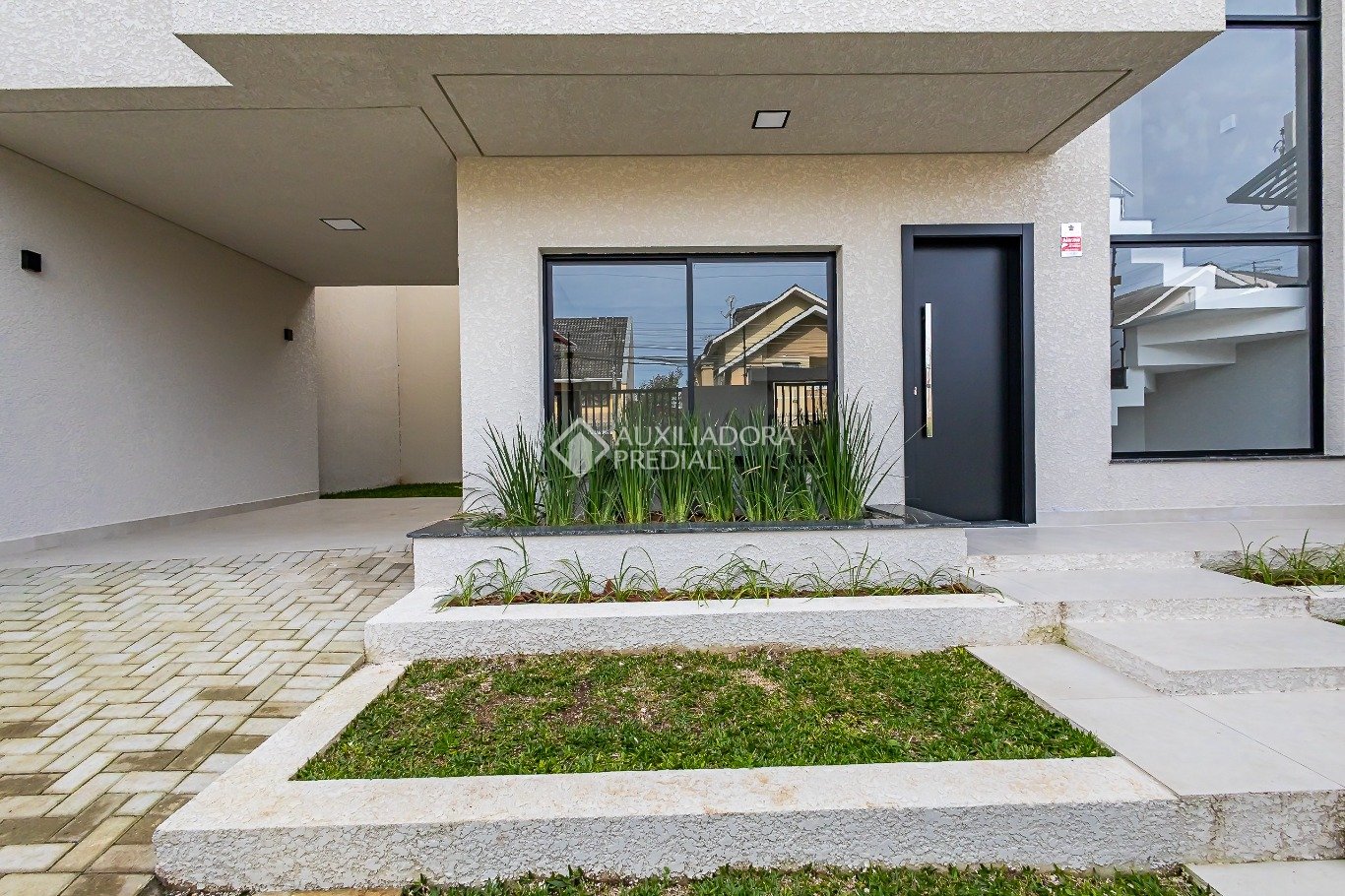 Sobrado com 3 quartos e 115m² à venda em São Braz, Curitiba. (2 / 10)