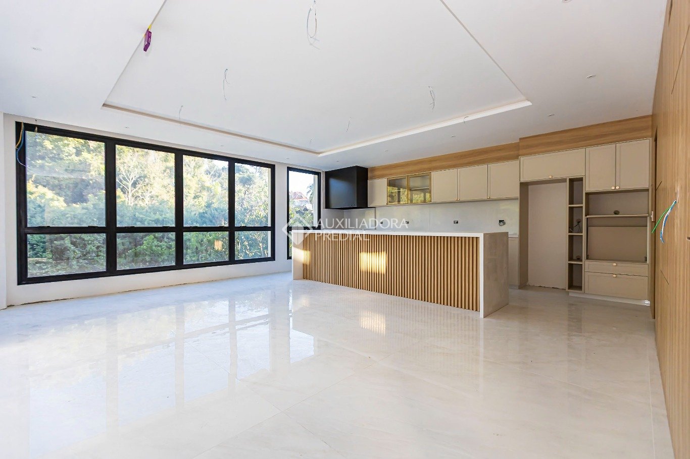 Casa em Condomínio com 3 quartos e 199m² à venda em Pilarzinho, Curitiba. (2 / 10)