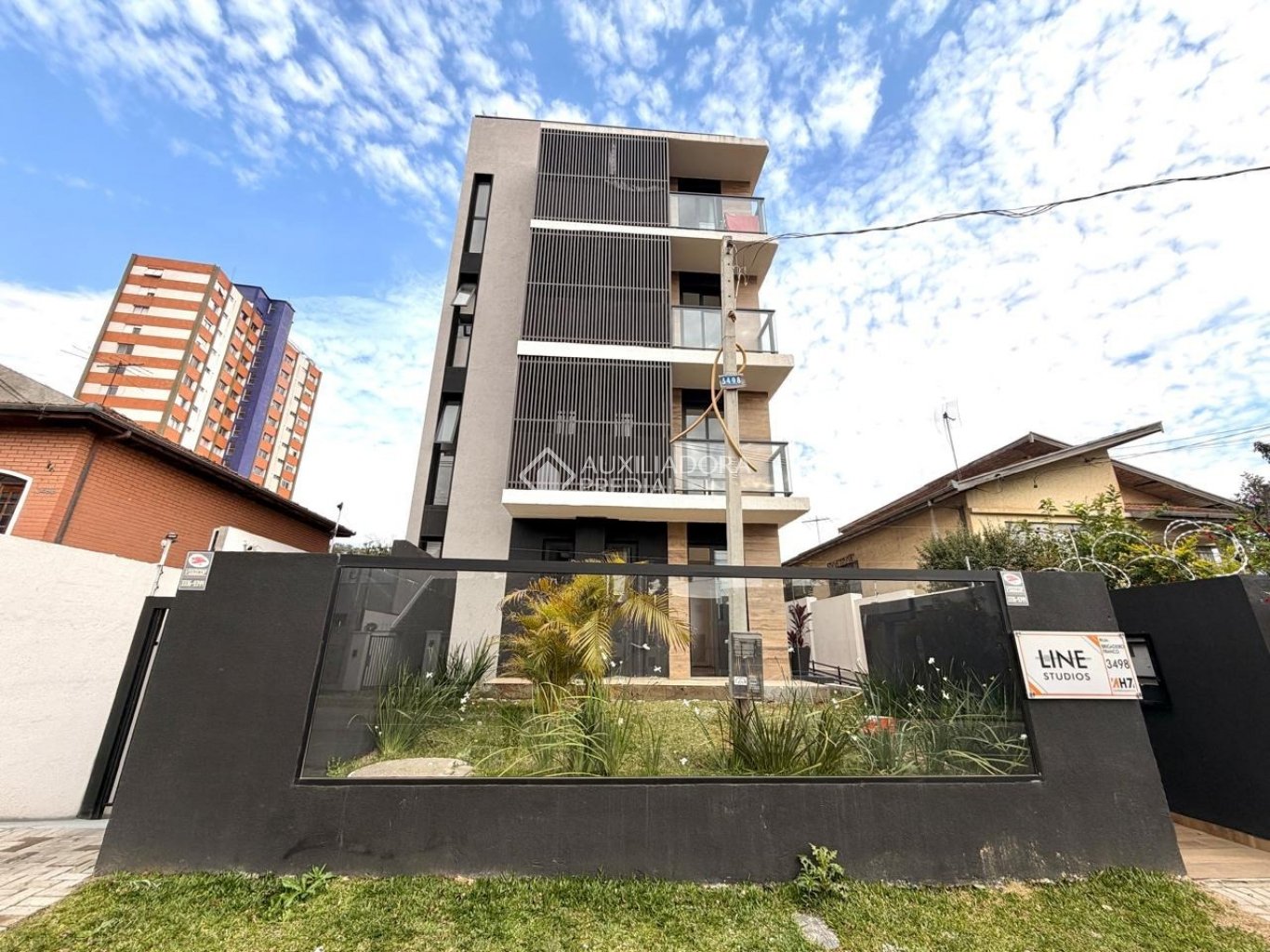 Apartamento com 1 quarto e 21m² à venda em Água Verde, Curitiba. (2 / 10)