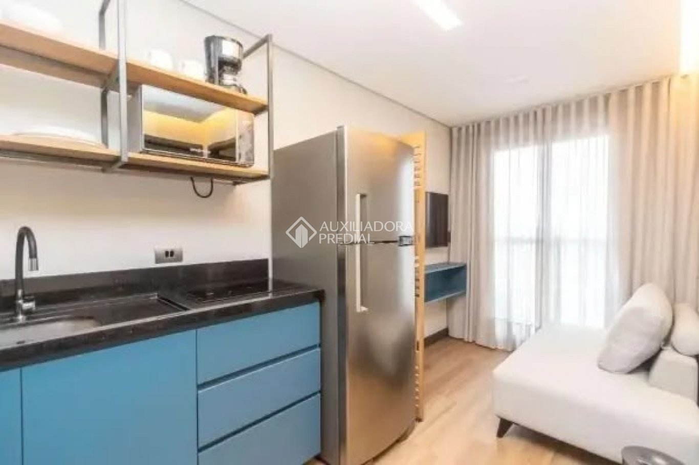 Studio com 1 quarto e 20m² à venda em Água Verde, Curitiba. (2 / 10)