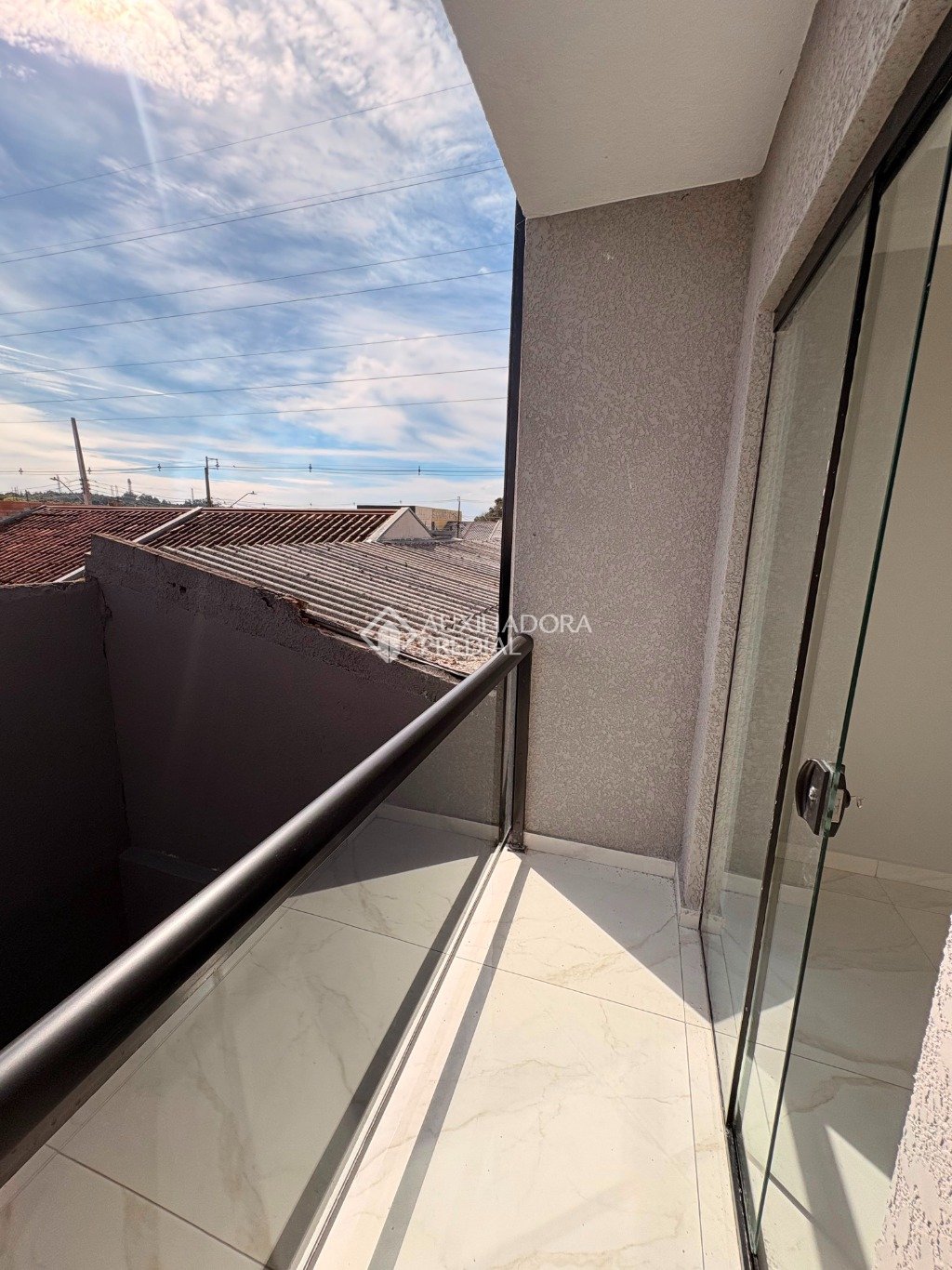 Sobrado com 2 quartos e 65m² à venda em Campo de Santana, Curitiba. (3 / 10)